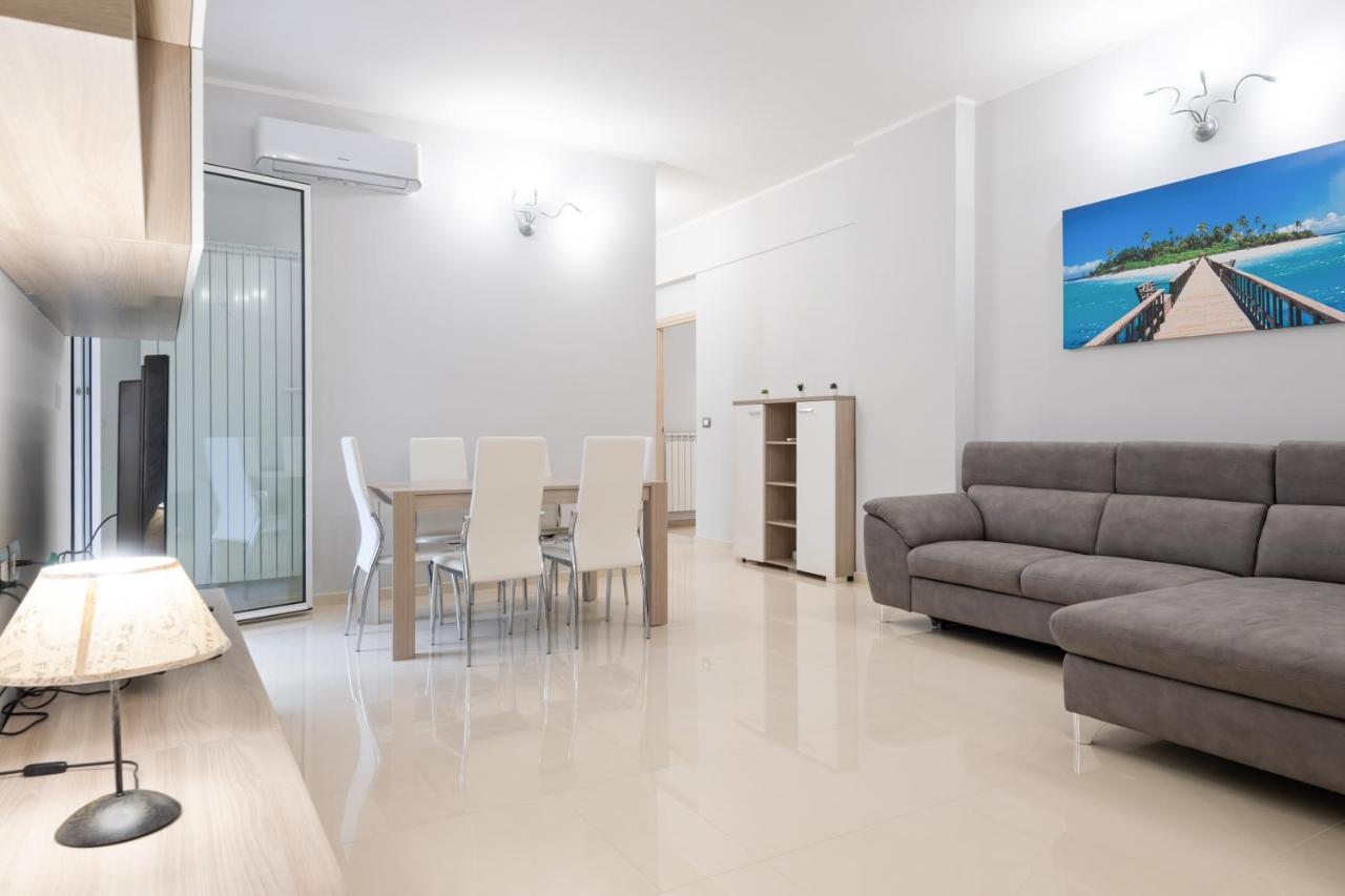 Modern Flat 250 Mt From The Sea - Albissola Marina Appartamento Esterno foto
