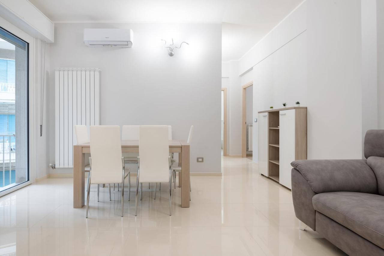 Modern Flat 250 Mt From The Sea - Albissola Marina Appartamento Esterno foto